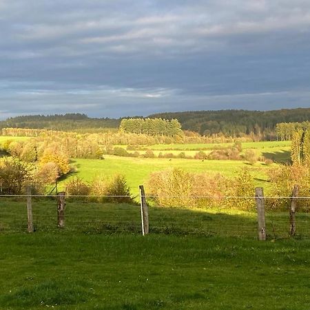 Вилла Pipowagen Monceau-En-Ardenne Бьевр Экстерьер фото